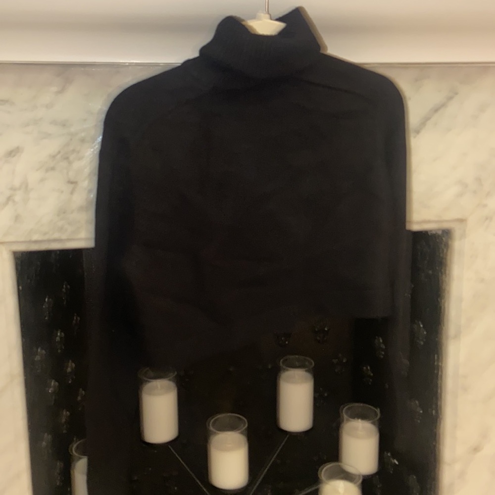 Zara cropped black turtleneck sweater size small